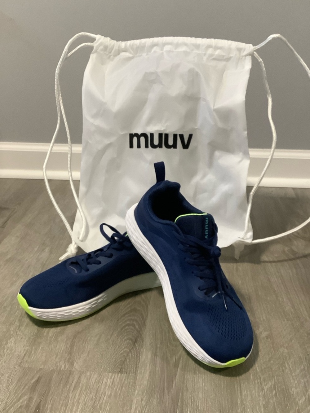 Muuv navy blue running shoes